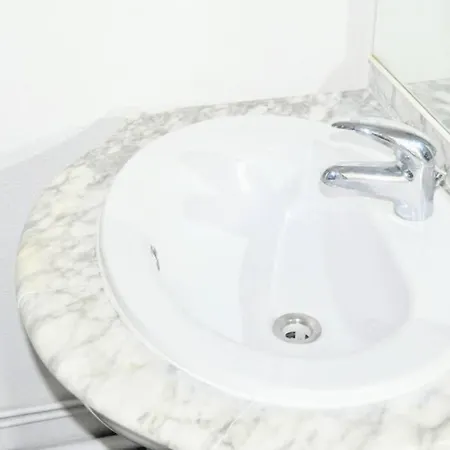 Appartement Studio - Hypercentre - Calme - *